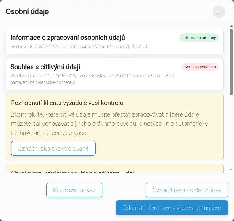 Detail osobních údajů klienta se stavem předání informací, citlivého souhlasu a dostupnými akcemi.
